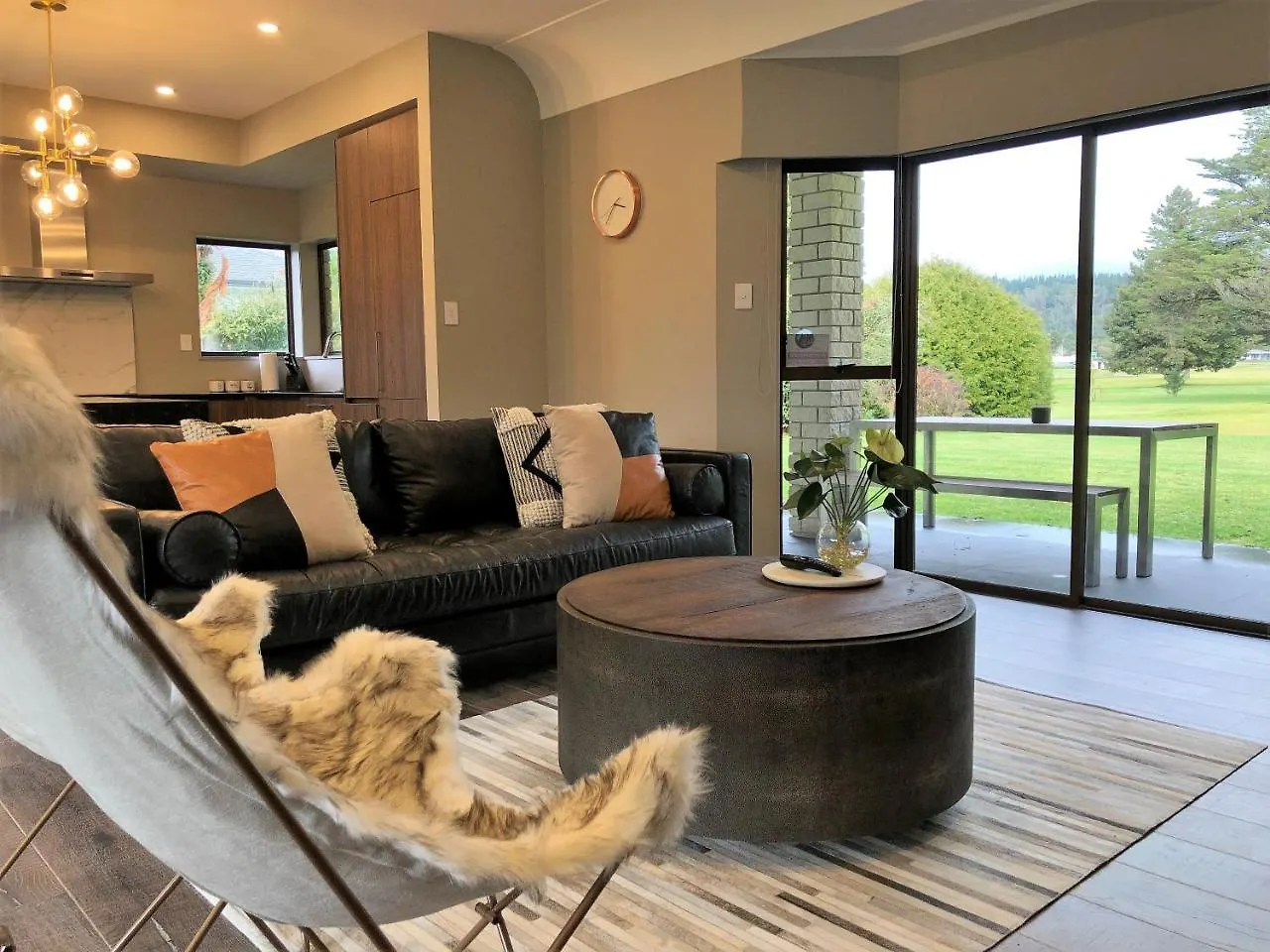 Luxury K-Lodge With Golf Course View-Rotorua Yeni Zelanda