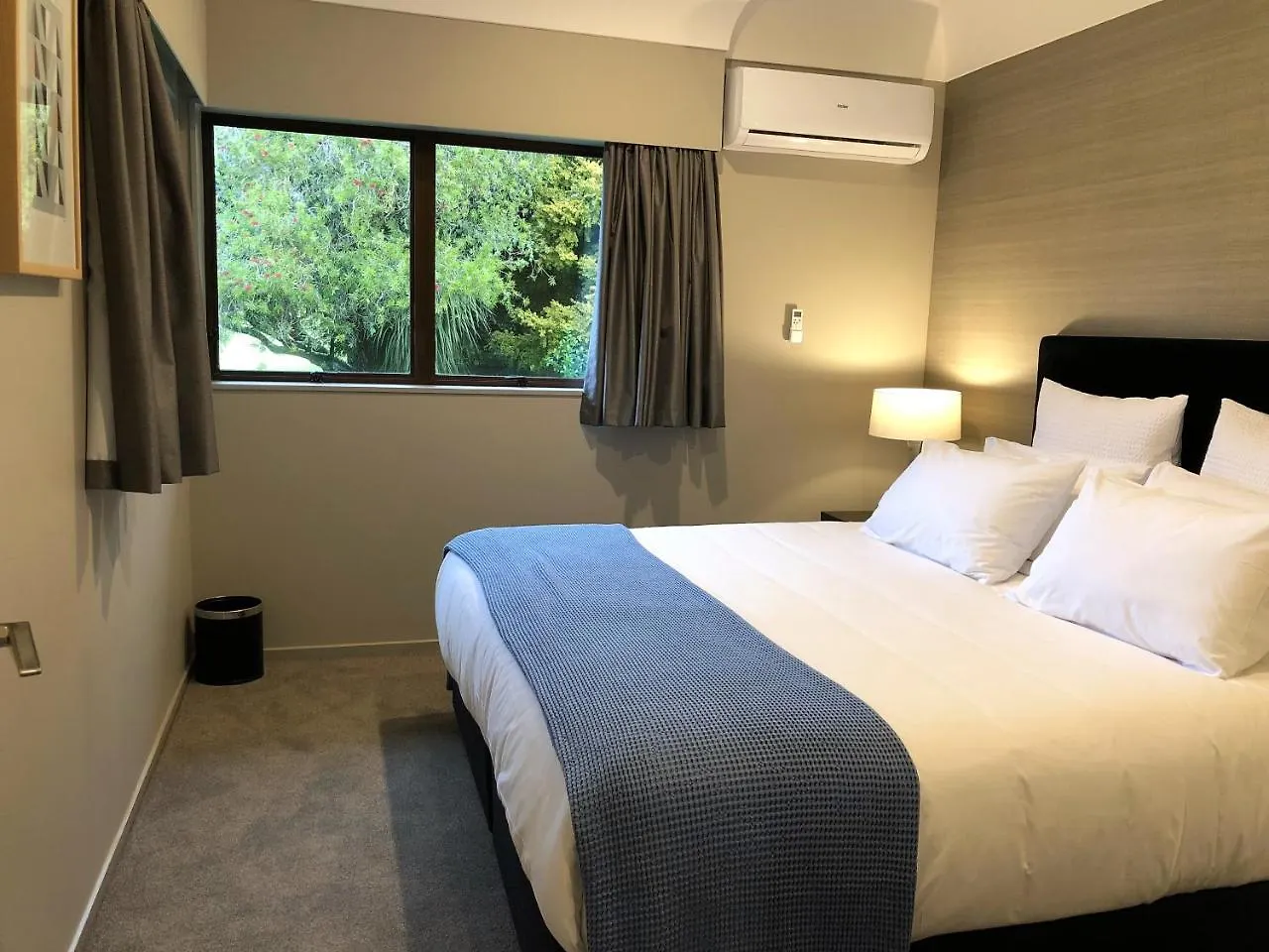Luxury K-Lodge With Golf Course View-ロトルア 別荘 ロトルア